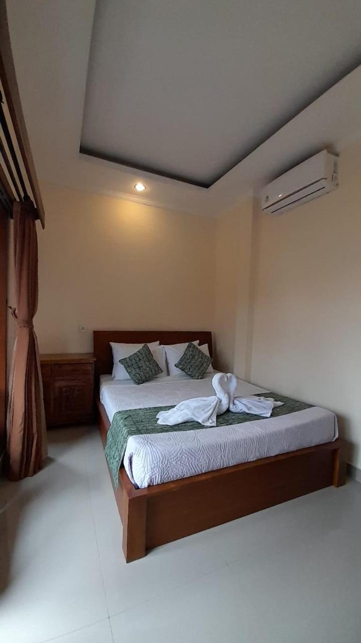 Nugraha Guesthouse 1 Ubud Extérieur photo