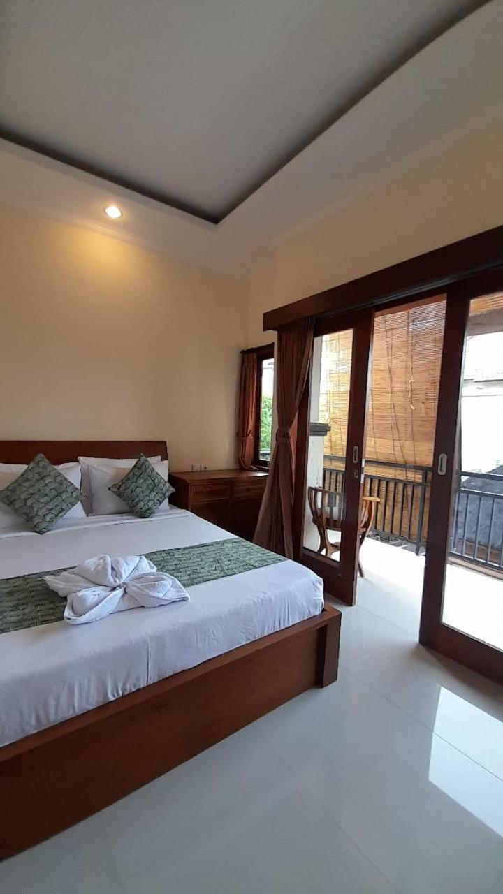 Nugraha Guesthouse 1 Ubud Extérieur photo