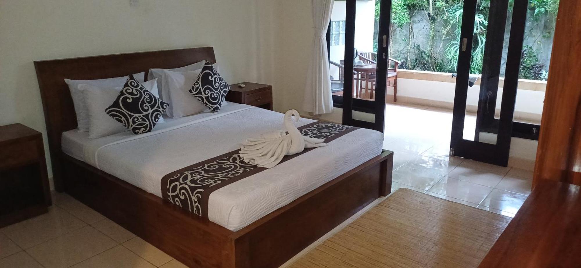 Nugraha Guesthouse 1 Ubud Extérieur photo