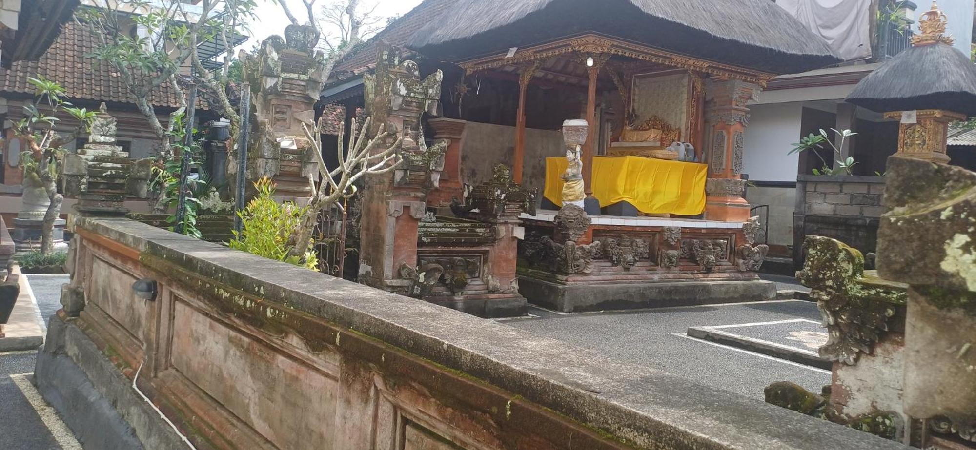 Nugraha Guesthouse 1 Ubud Extérieur photo